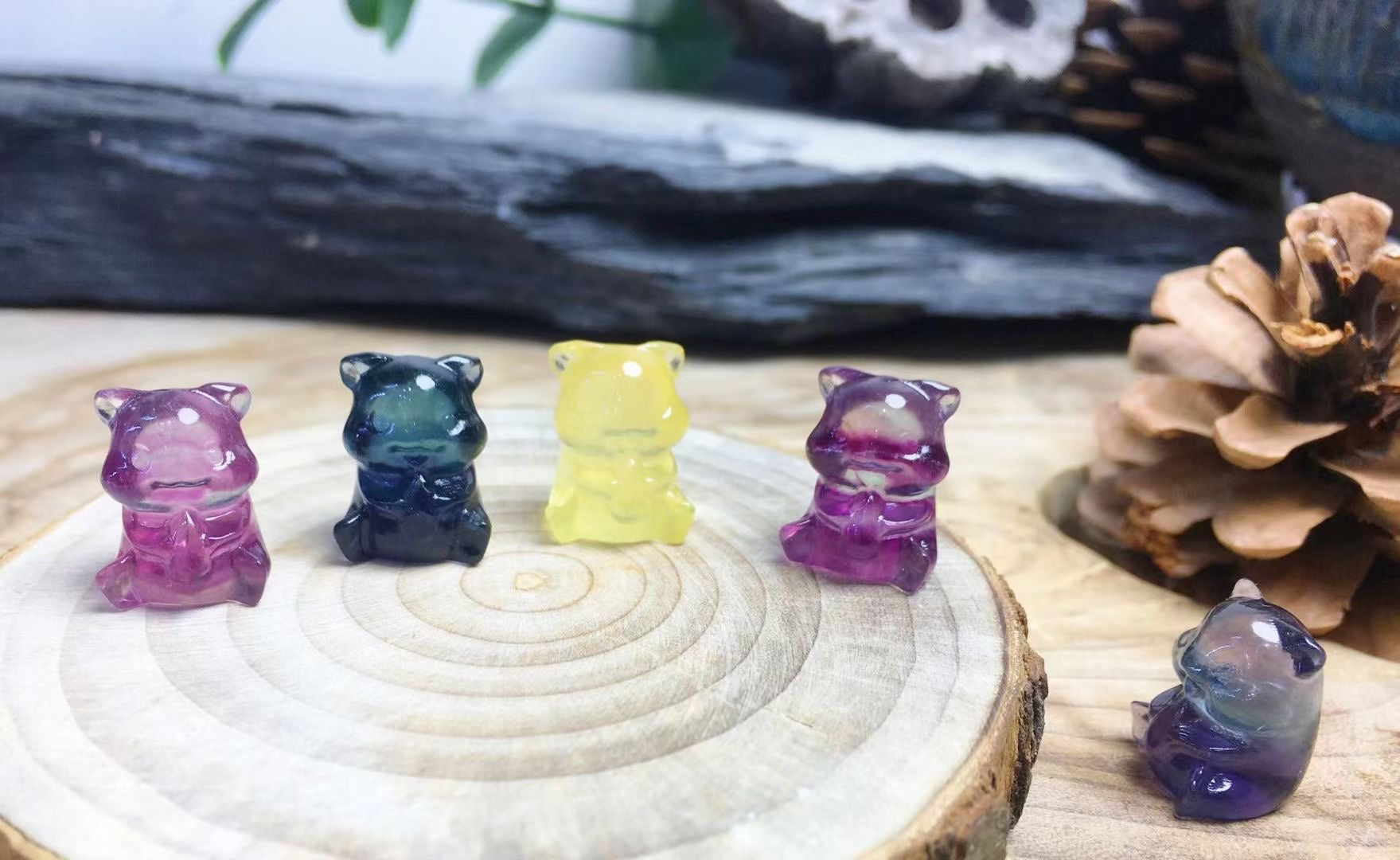 Mini Fluorite Hamster Natural Crystal Carvings Wholesale