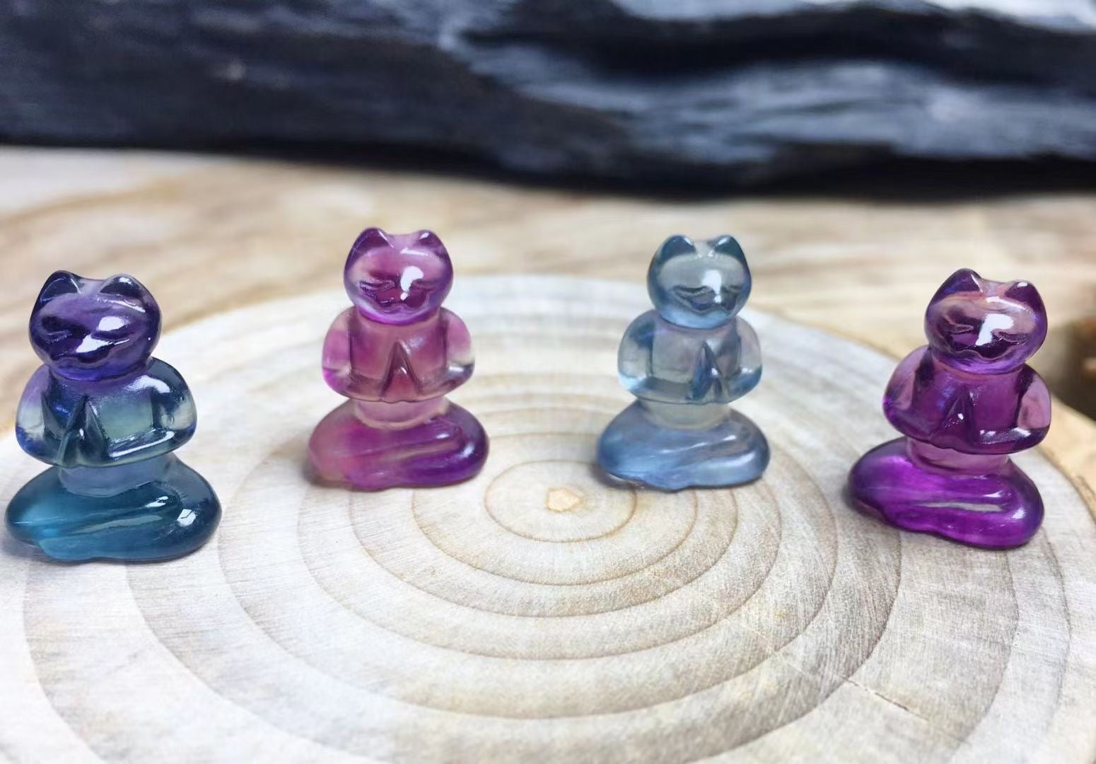 Mini Fluorite Praying Fox Natural Crystal Carvings Wholesale