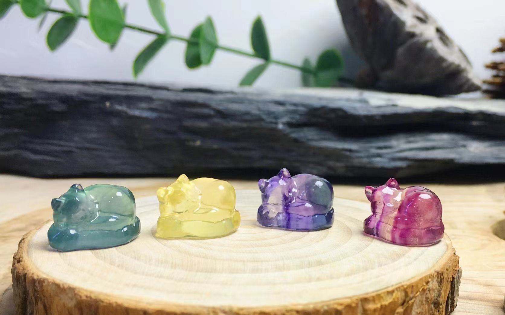 Mini Fluorite Sleeping Cat Natural Crystal Carvings Wholesale