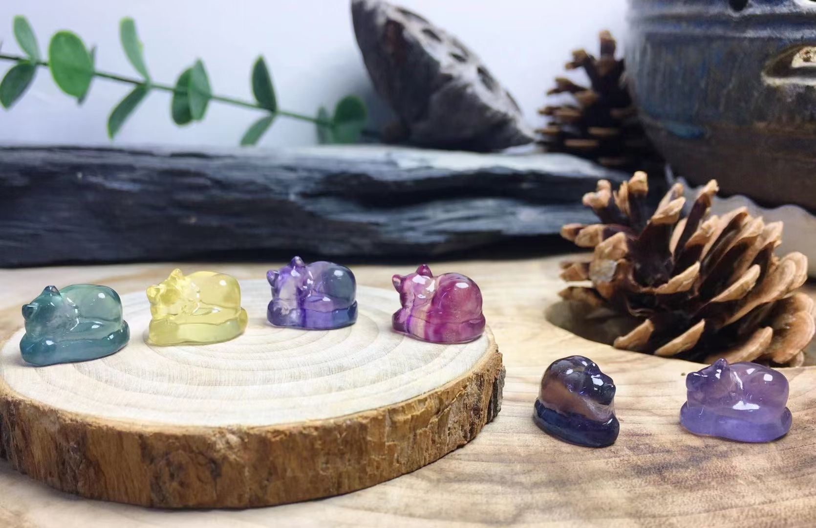 Mini Fluorite Sleeping Cat Natural Crystal Carvings Wholesale
