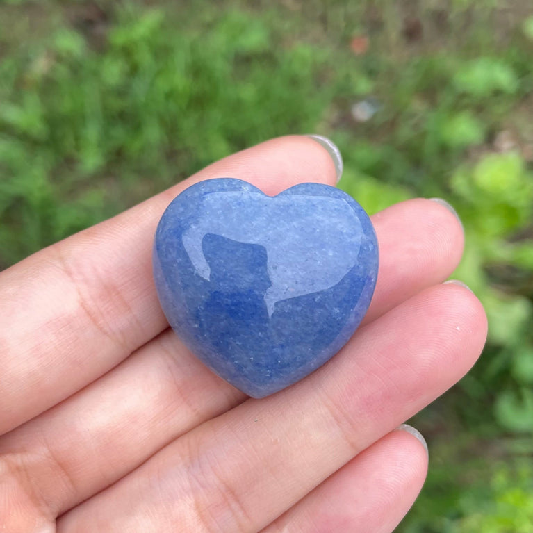 3CM Mini Hearts Natural Crystal Confetti