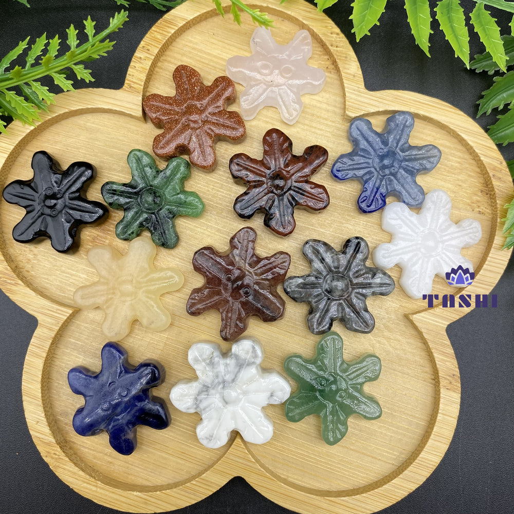 3CM Mini Snowflakes Christmas Series Carving Natural Crystal