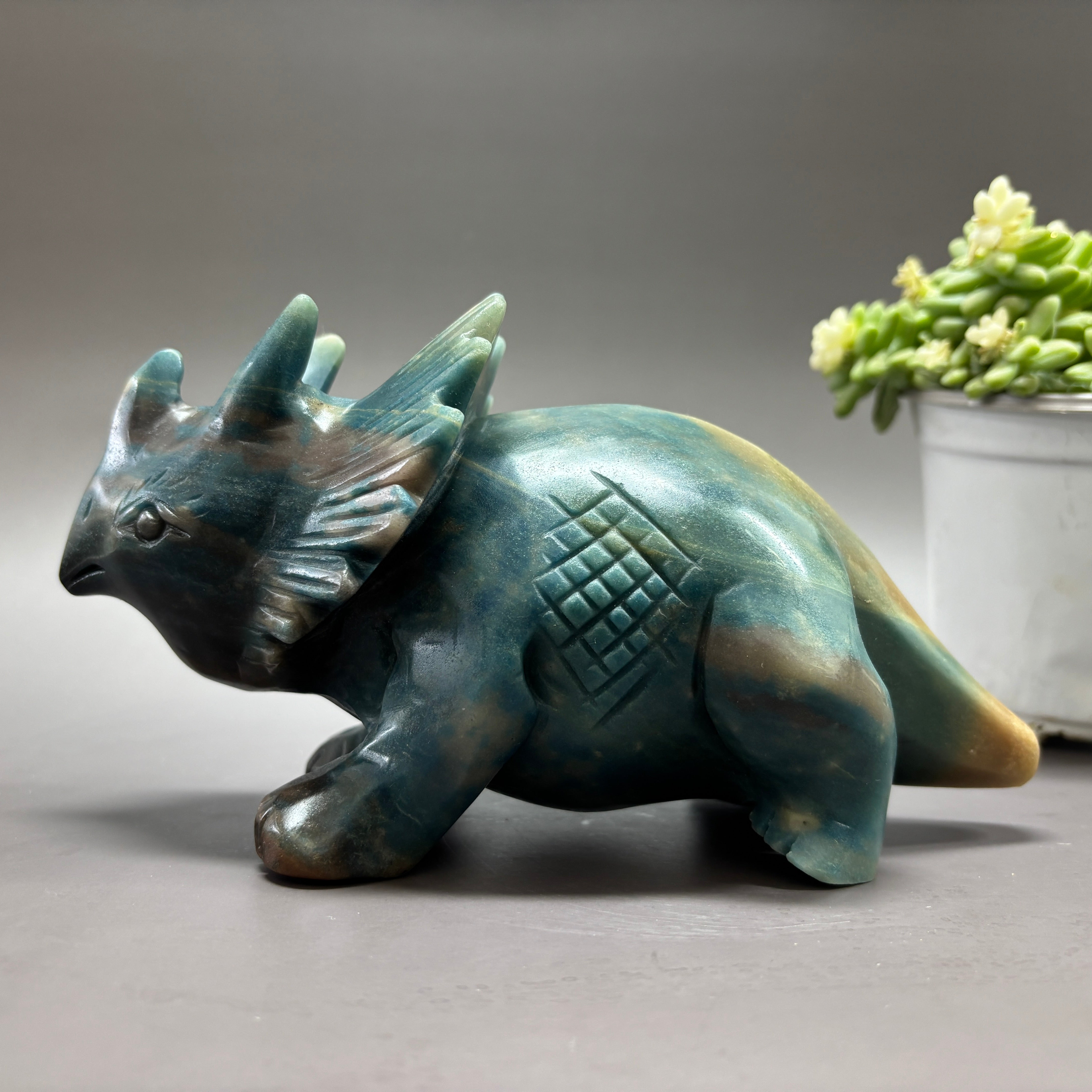 Triceratops Dinosaur Natural Trollite Crystal Carving Table Decor Gift Home Decor