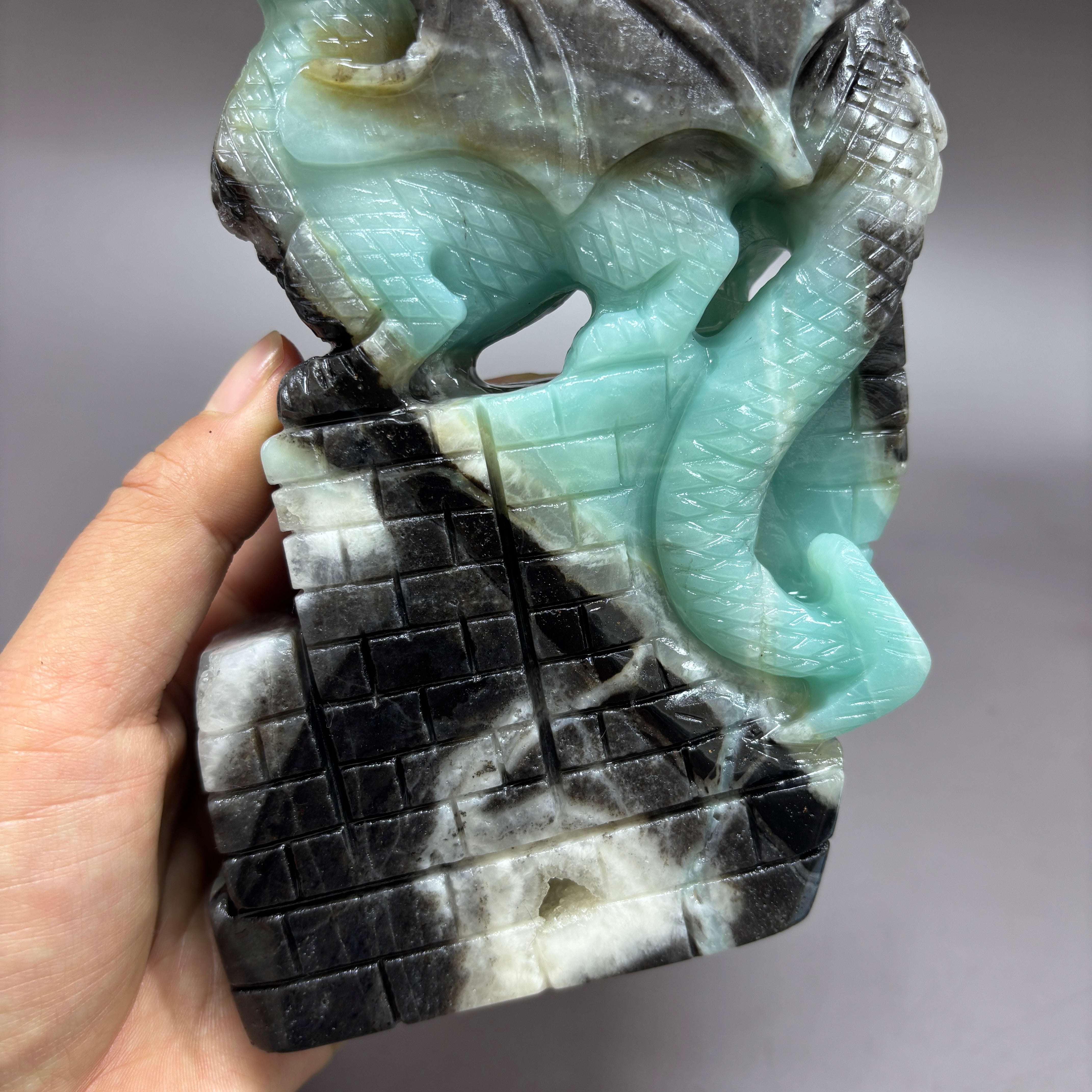 Flying Dragon Natural Caribbean Calcite Crystal Carving Table Decor Gift Home Decor