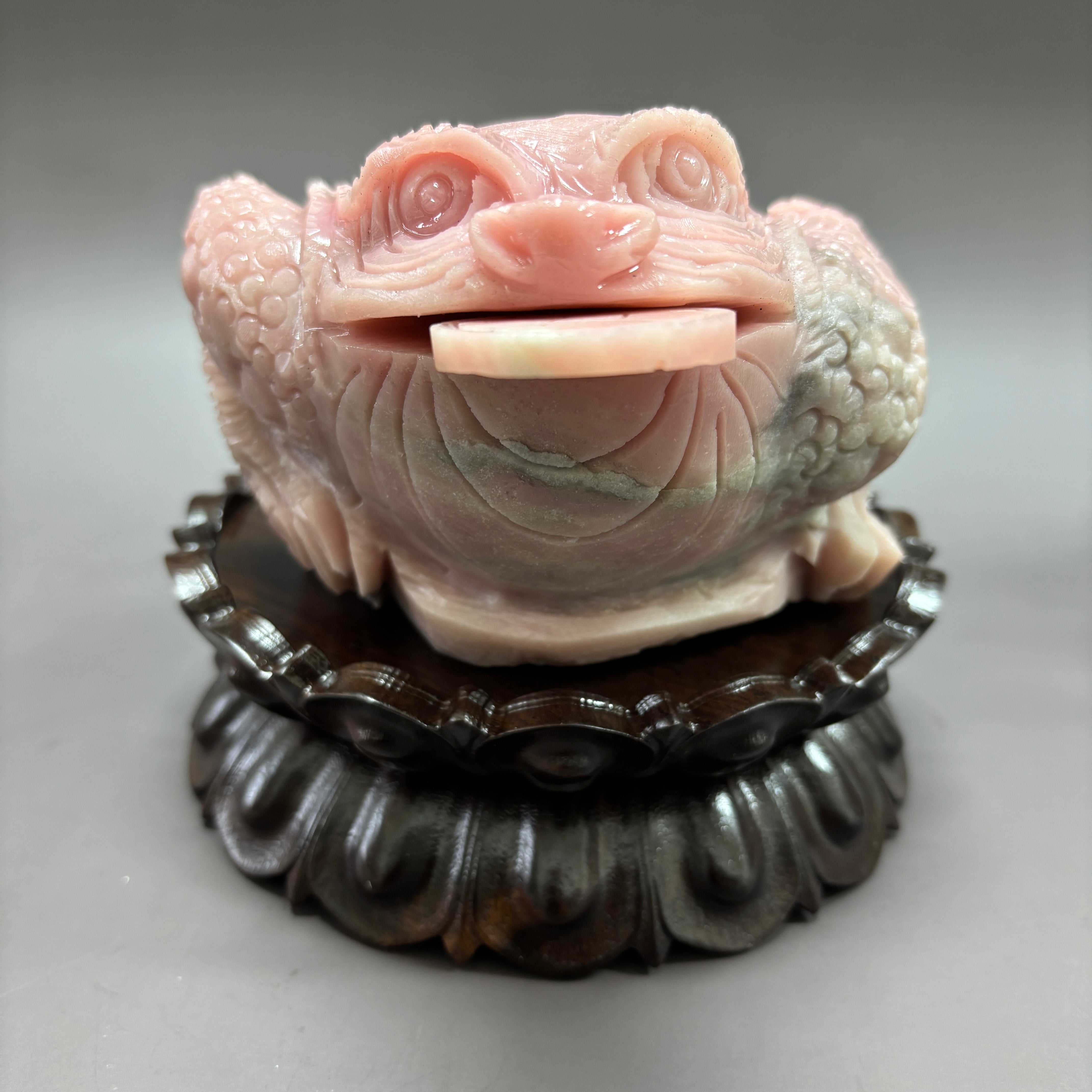 Money Toad Jin Chan Natural Pink Opal Crystal Carving Table Decor Gift Home Decor