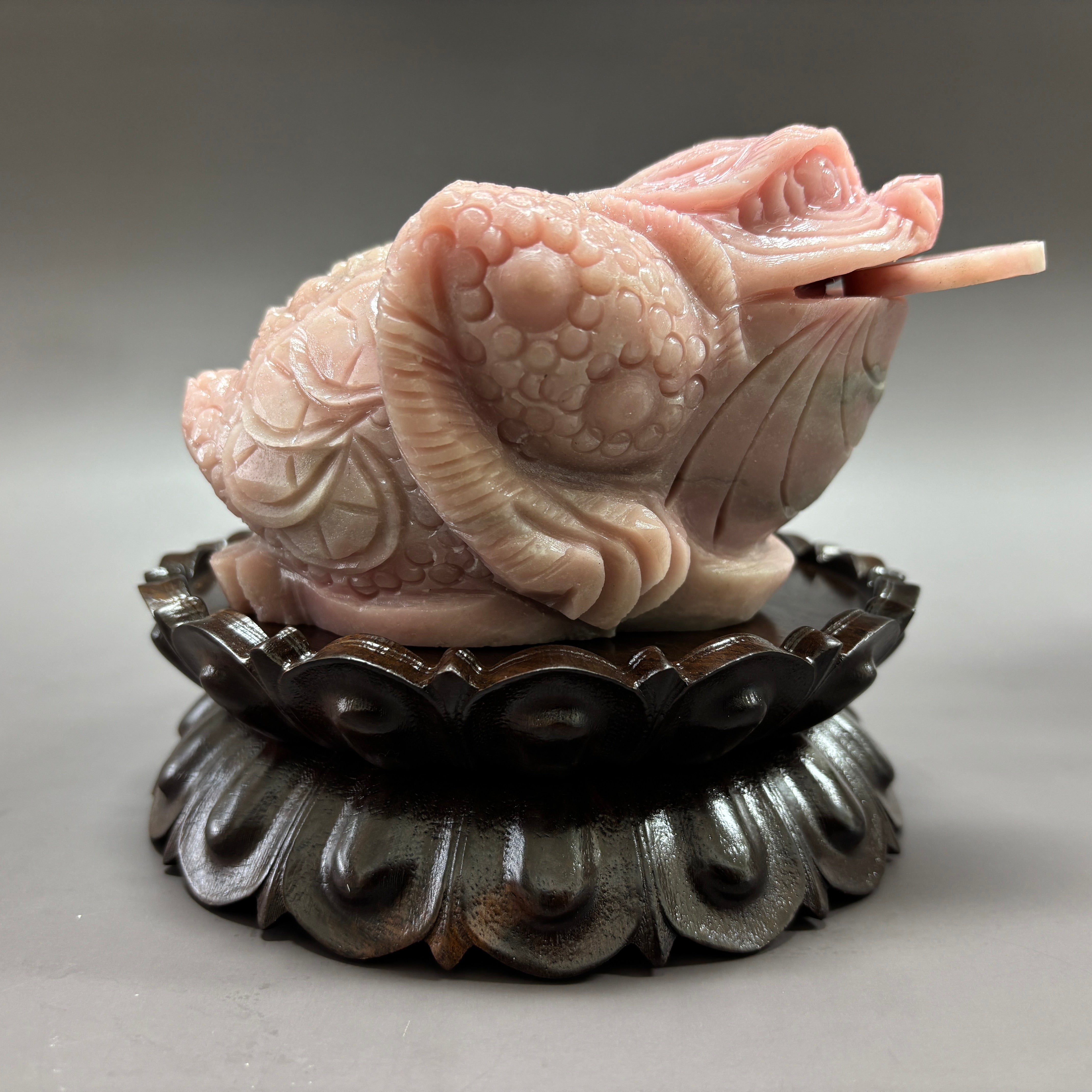 Money Toad Jin Chan Natural Pink Opal Crystal Carving Table Decor Gift Home Decor