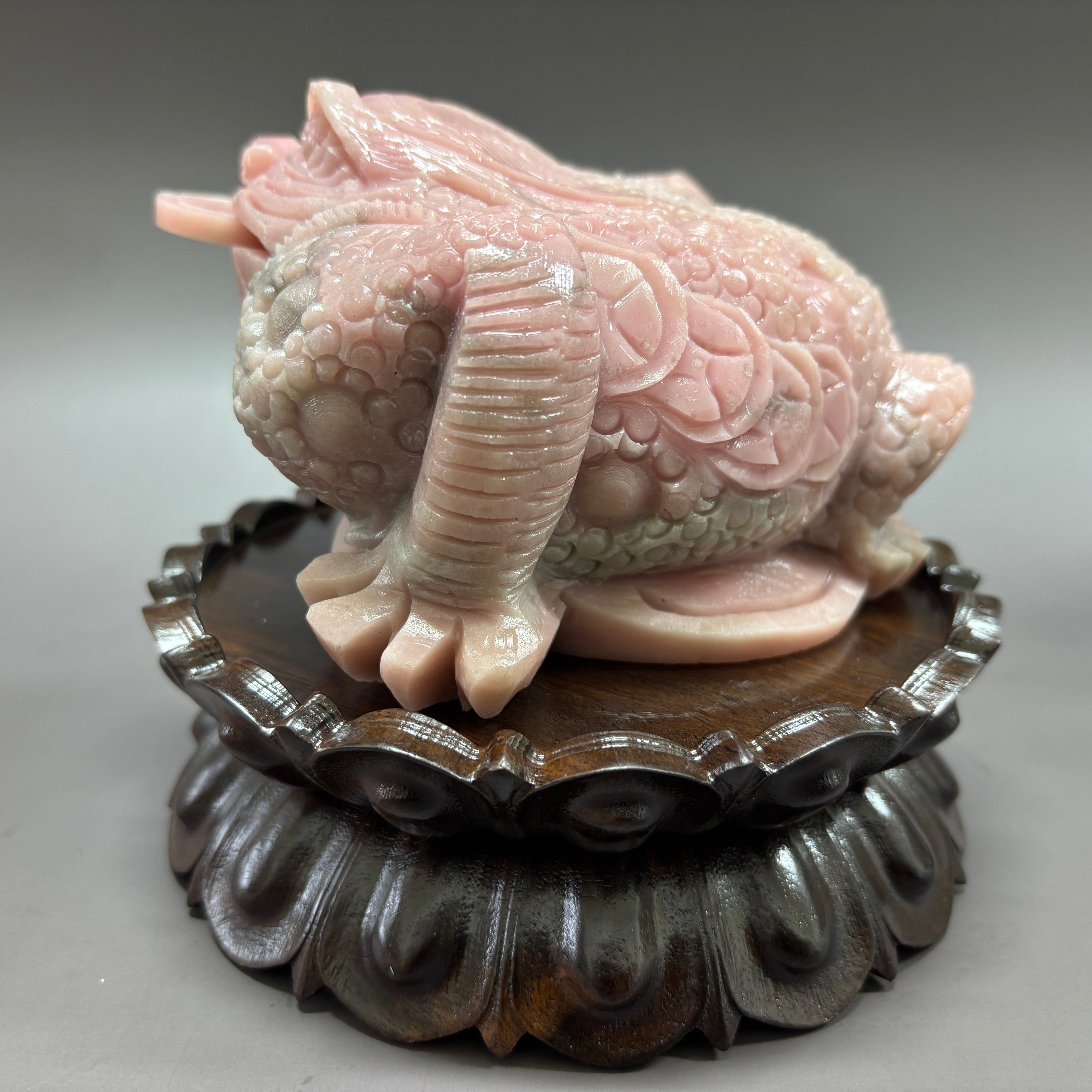 Money Toad Jin Chan Natural Pink Opal Crystal Carving Table Decor Gift Home Decor