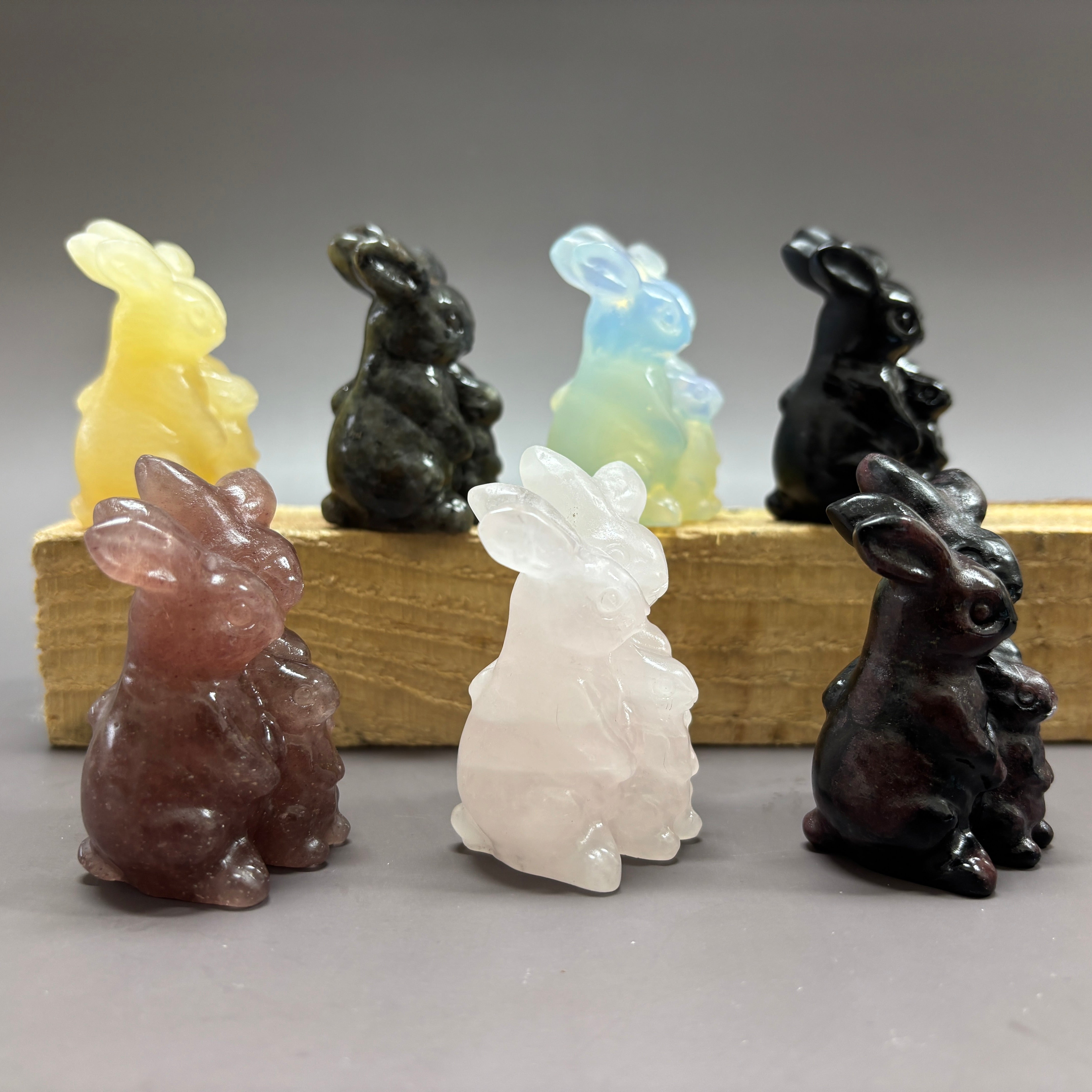 6CM Three Rabbit Family Natural Stone Crystal Carving Statue Table Decor Gift