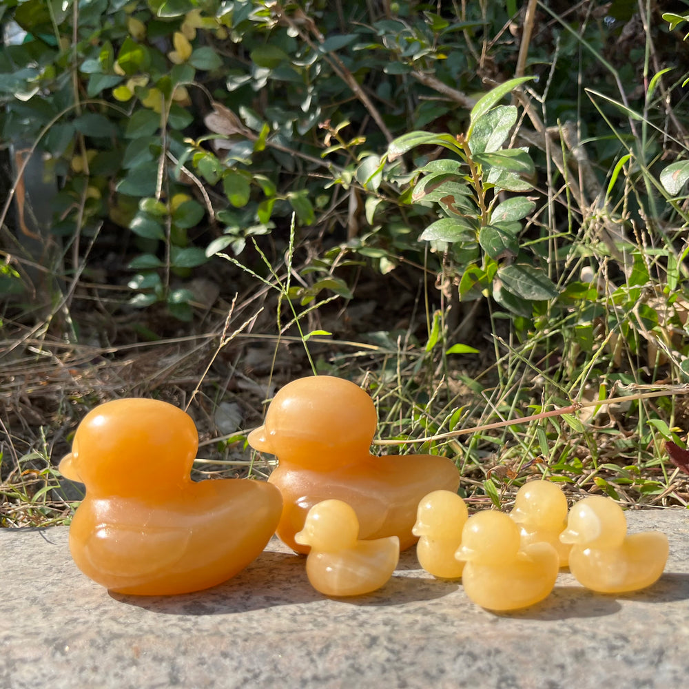 3CM/7CM Yellow Rubber Duck Stone Carving Natural Crystal Gift Home Decoration