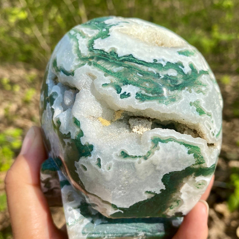 Natural Moss Agate Skull Skeleton Carving Wholesale Natural Crystal Healing Stone Decoration