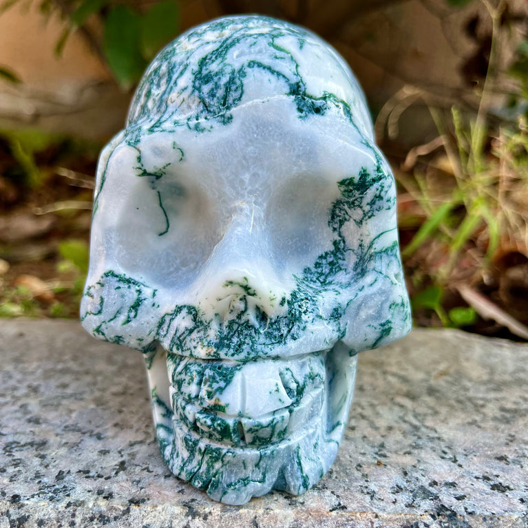 Natural Moss Agate Skull Skeleton Carving Wholesale Natural Crystal Healing Stone Decoration