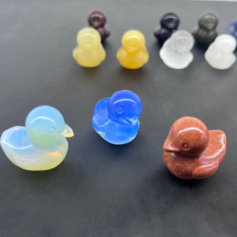 3CM Mini Duck Carving Natural Crystal Stone Statue Figurine