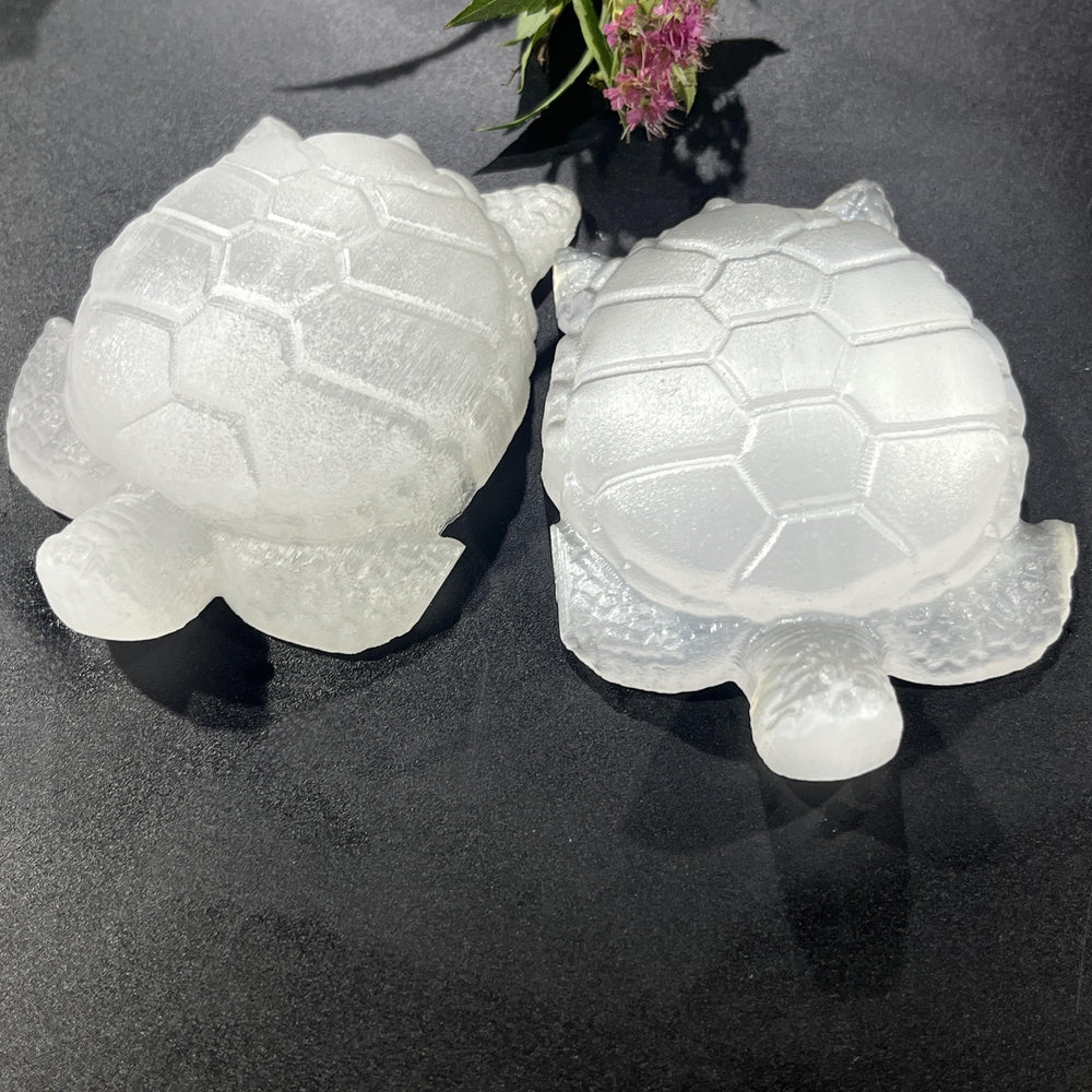 7.5CM Sea Turtle Selenite Carving Natural Crystal Healing Stone Home Decoration