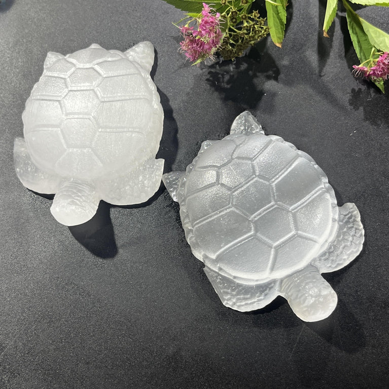 7.5CM Sea Turtle Selenite Carving Natural Crystal Healing Stone Home Decoration