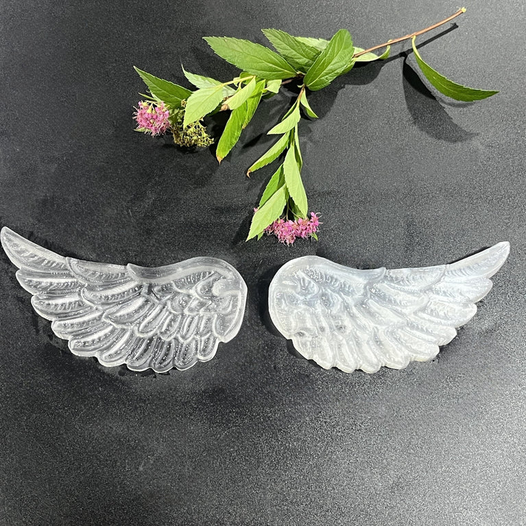 10CM Angel Wings Selenite Carving Natural Crystal Healing Stone Home Decoration