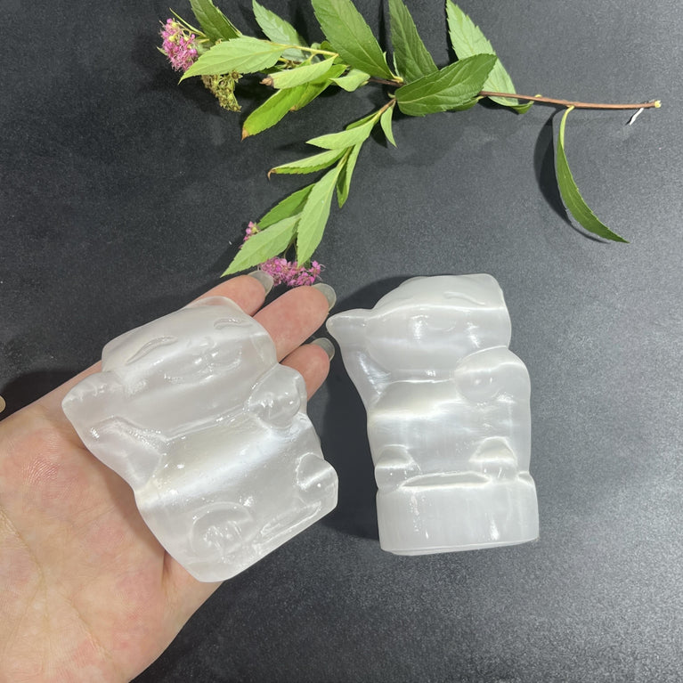 7CM/9CM Fortune Cat Selenite Carving Natural Crystal Healing Stone Home Decoration