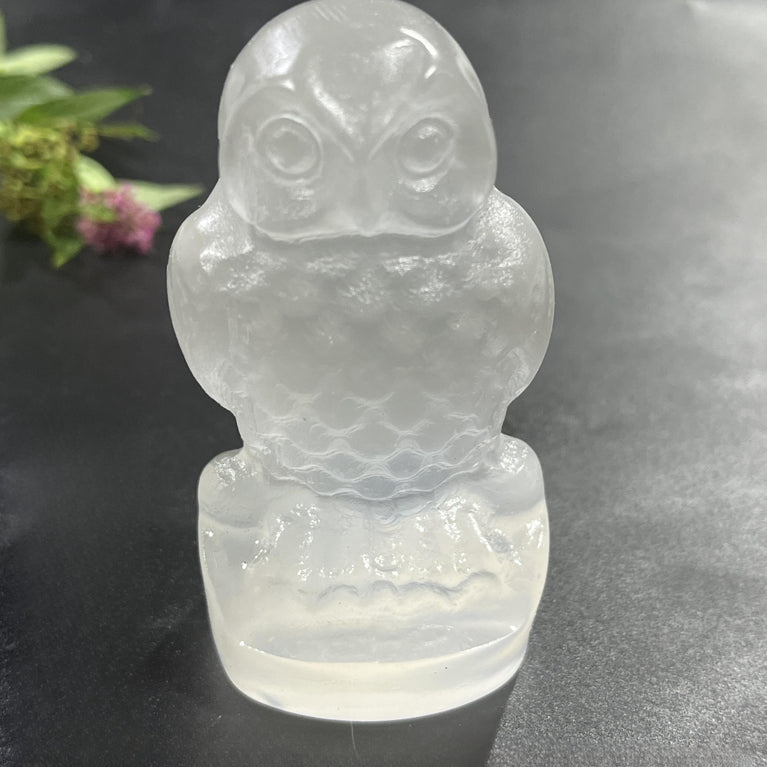 8CM Sitting Owl Selenite Carving Natural Crystal Healing Stone Home Decoration