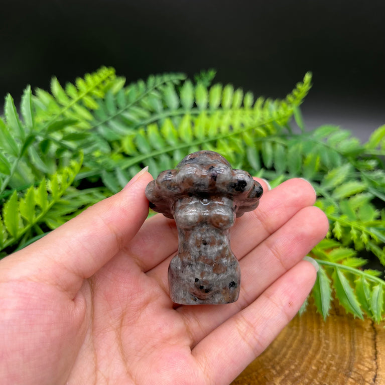 5CM Mushroom Lady Natural Crystal Carving