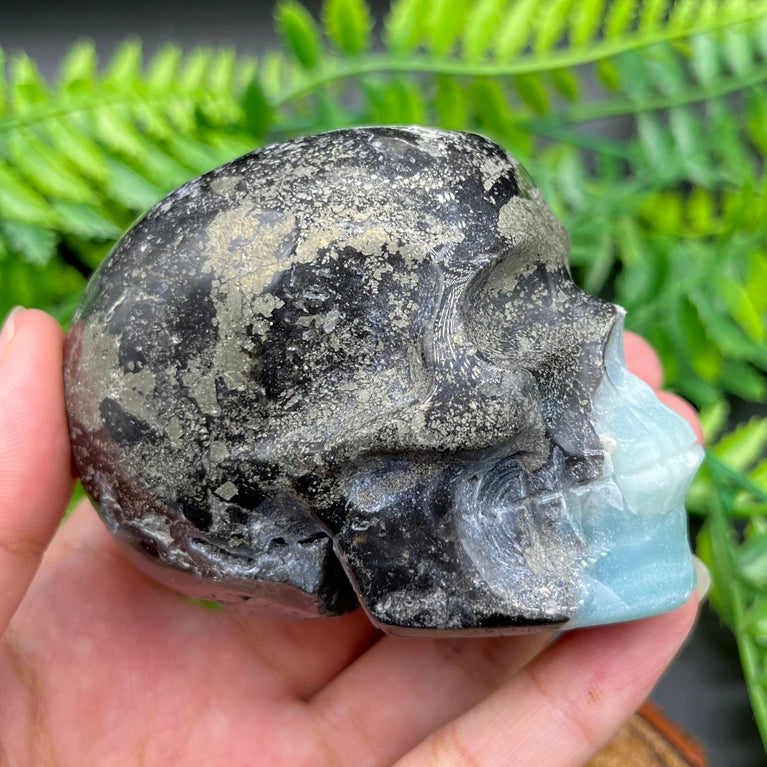 8CM Carribean Calcite Pyrite Skull Natural Crystal Carving