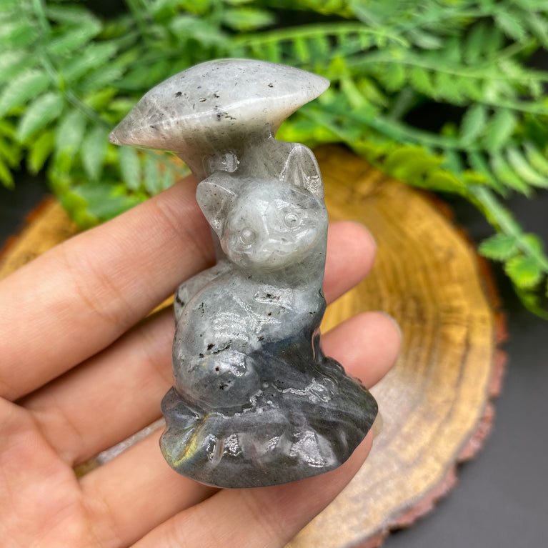 6CM Cat Sitting under Mushroom Carving Natural Crystal Statue