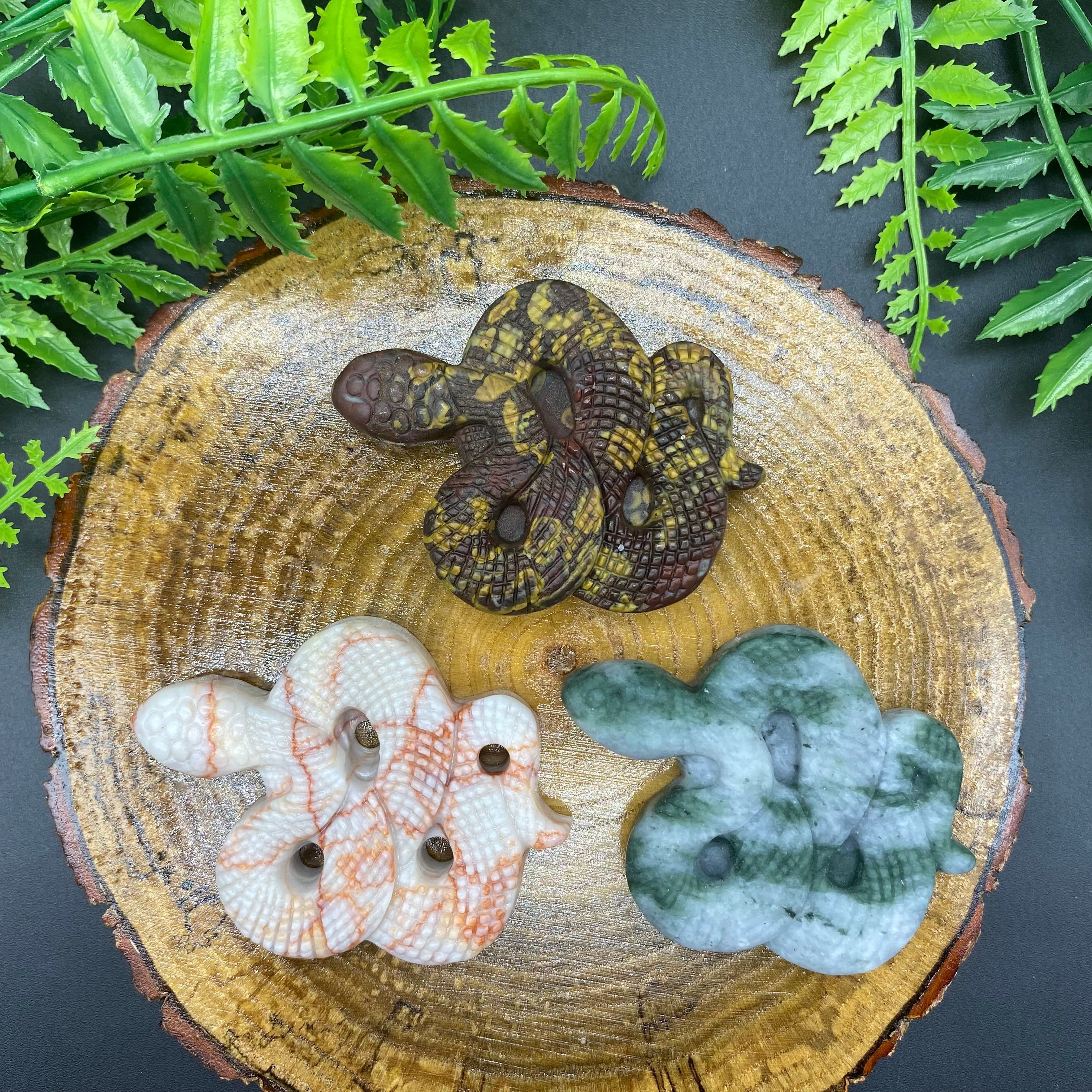 6CM Coiling Snake Natural Crystal Carving